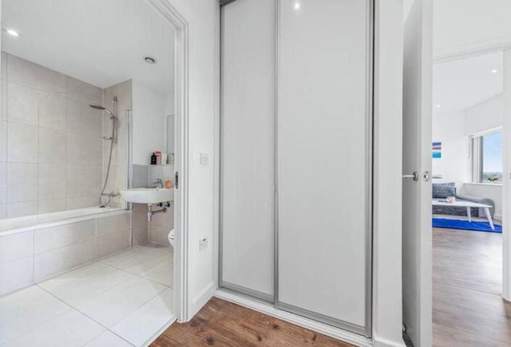 クロイドンAiry 2Br Flat Delta London Dp332アパートメント エクステリア 写真